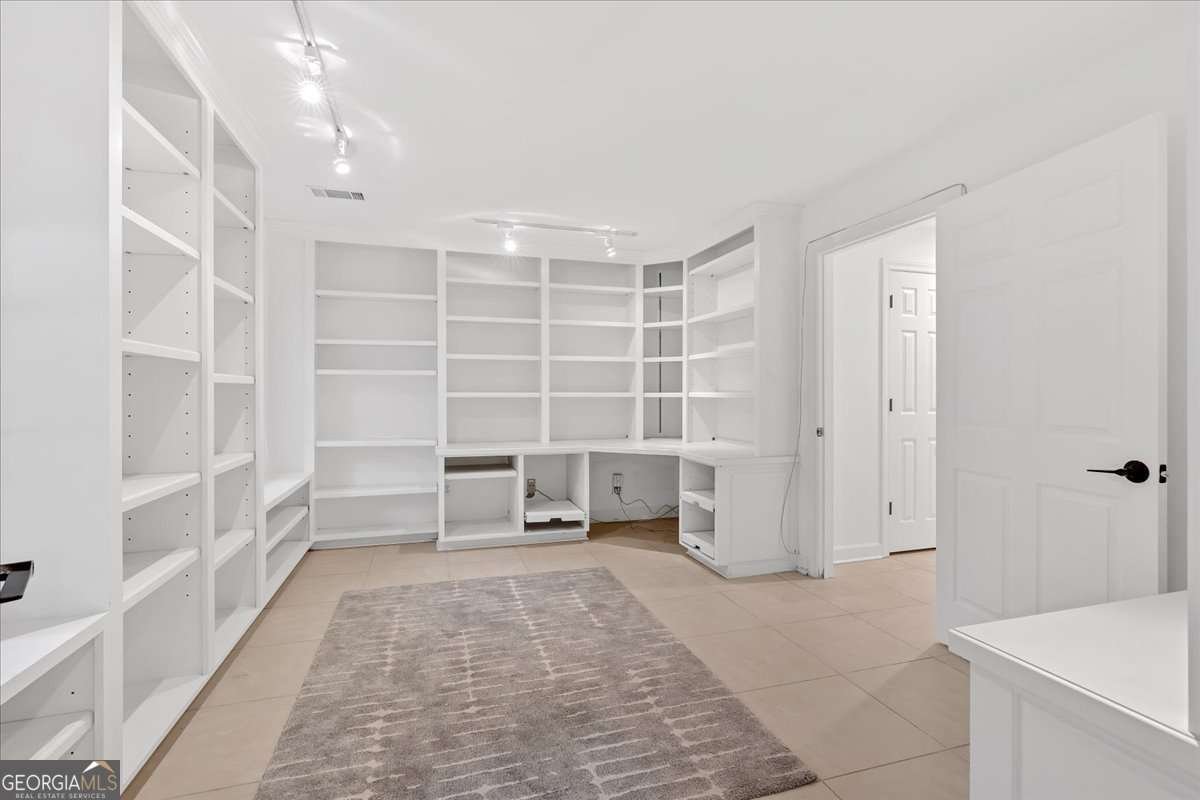 400 OLD IVY Road Atlanta - 32