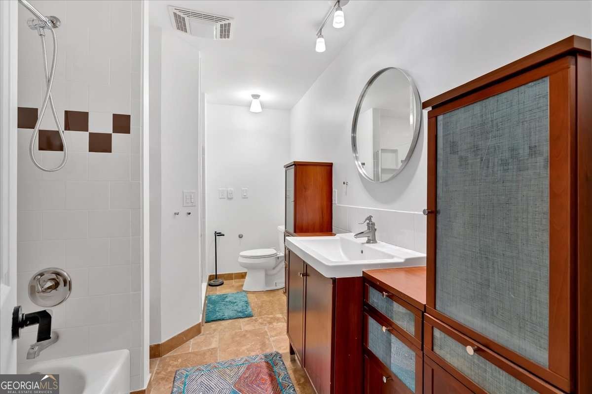 400 OLD IVY Road Atlanta - 38