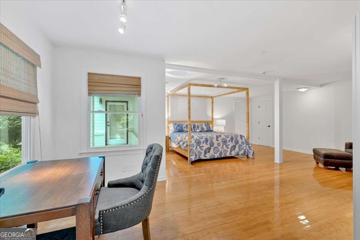 400 OLD IVY Road Atlanta - 39