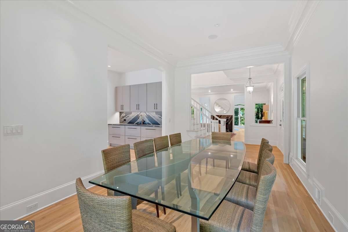 400 OLD IVY Road Atlanta - 90