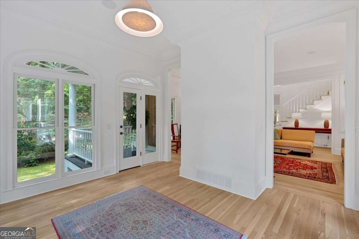 400 OLD IVY Road Atlanta - 93