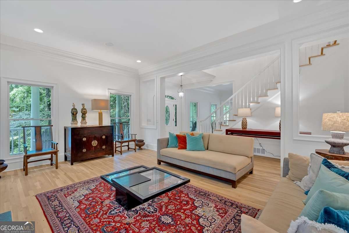 400 OLD IVY Road Atlanta - 94