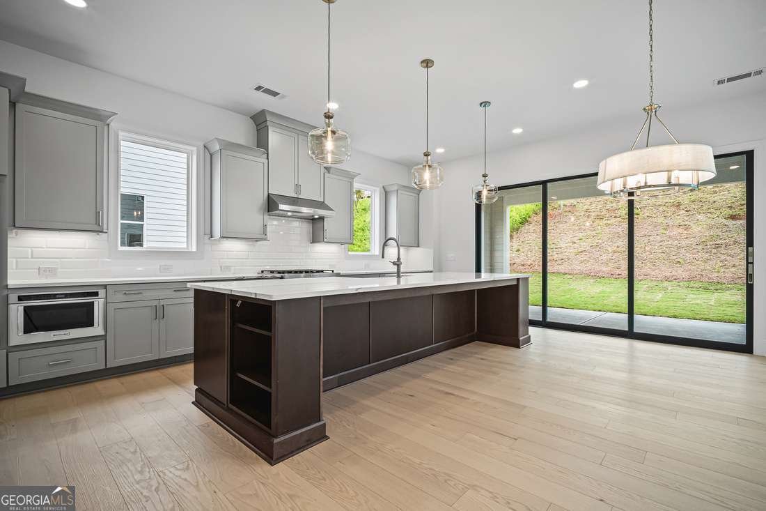 3475 Austin Michael Lane Cumming - 20