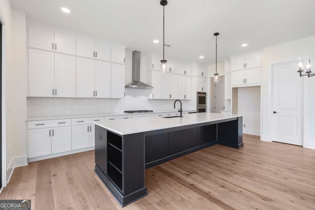 3475 Austin Michael Lane Cumming - 22