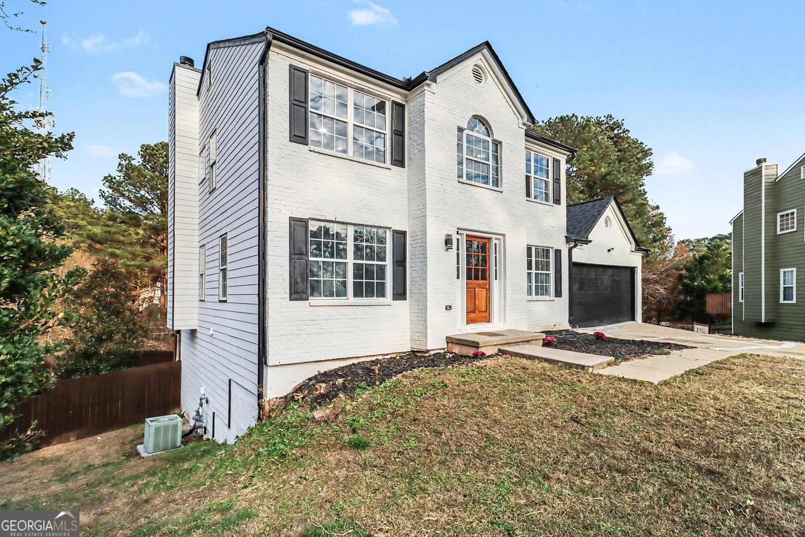 2355 Burdett Ridge Drive Atlanta - main photo