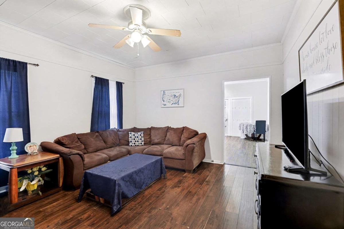 48 Maple Street Grantville - 5