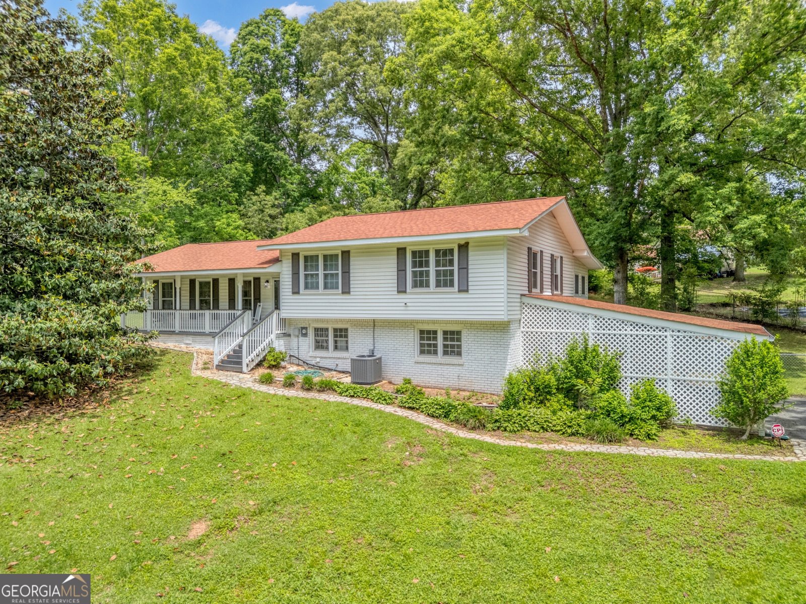 83 Summit Ridge Circle Cartersville - main photo