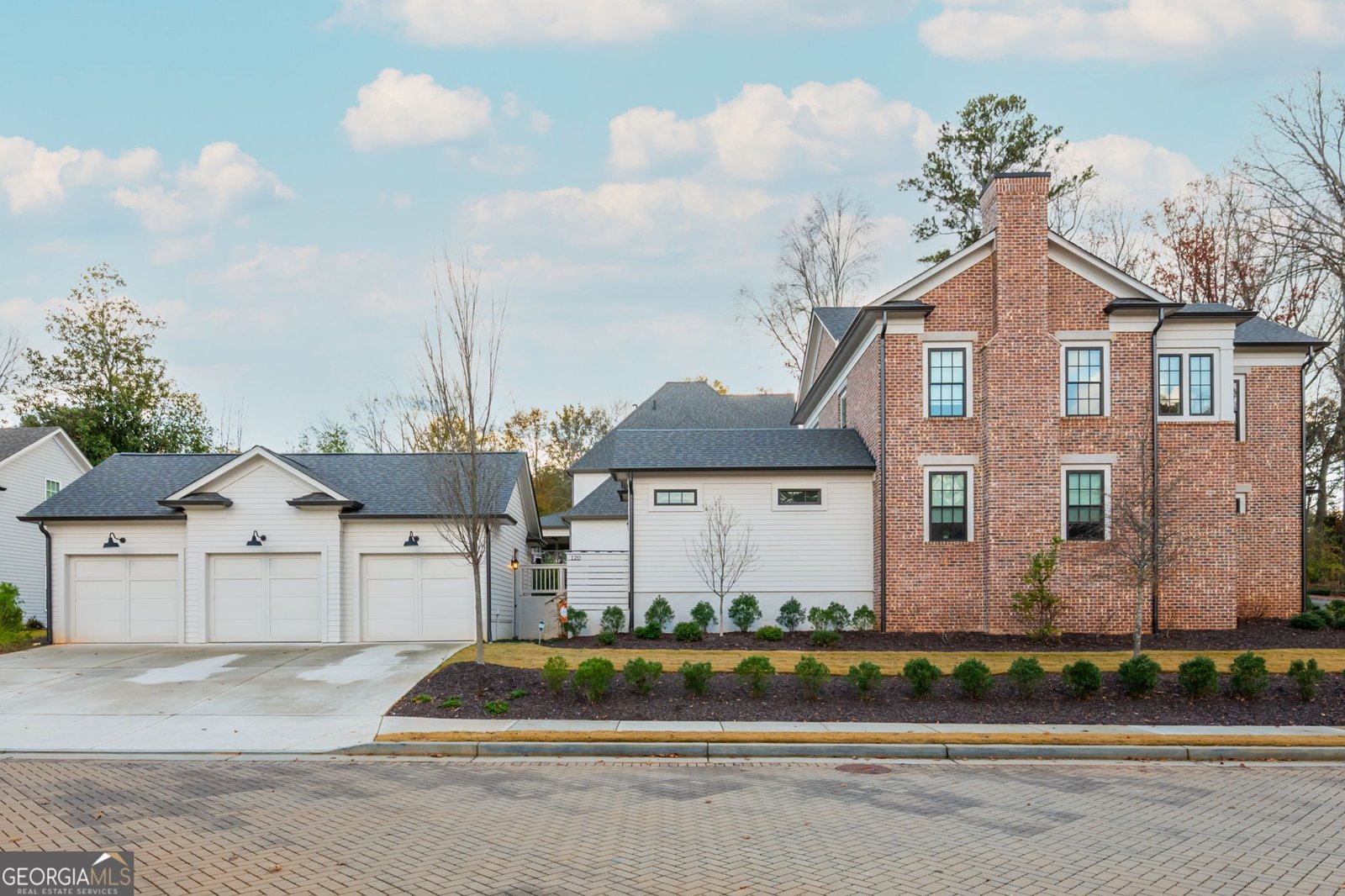 120 Emerson Court Roswell - 45