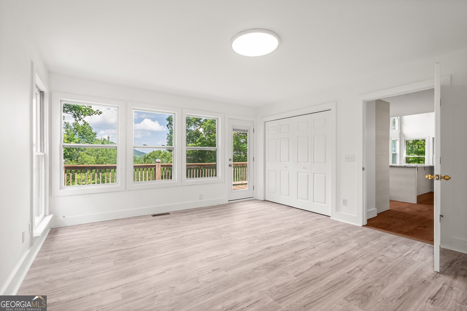 832 Round Top Drive Clayton - 17