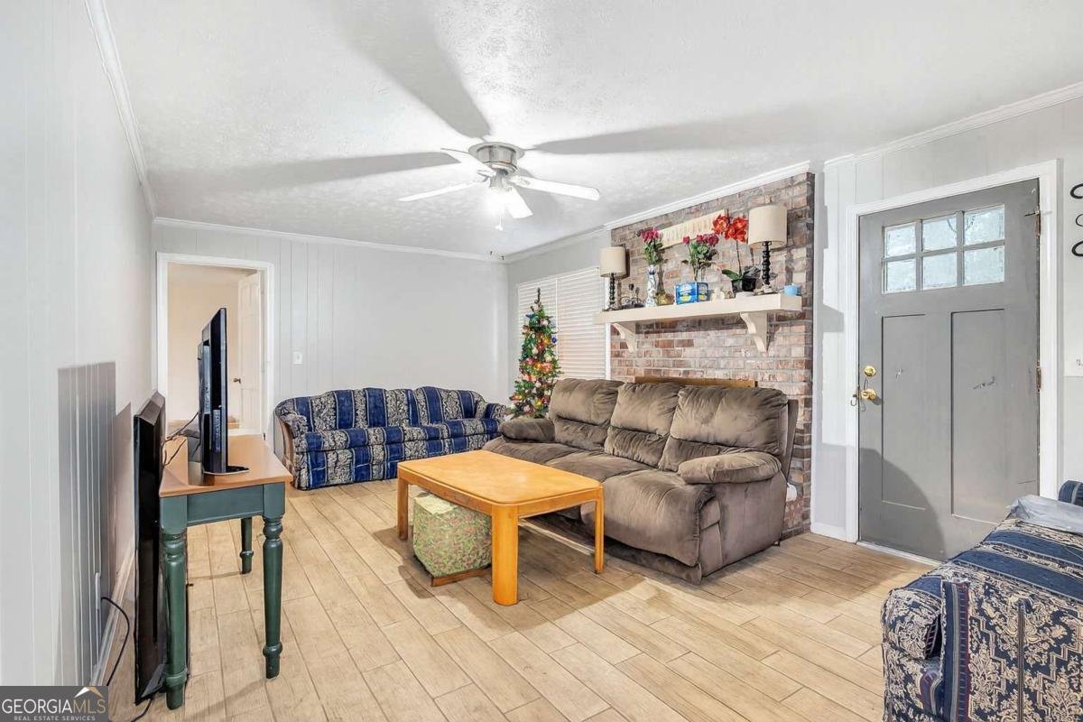 2305 Eastgate Drive Snellville - 3