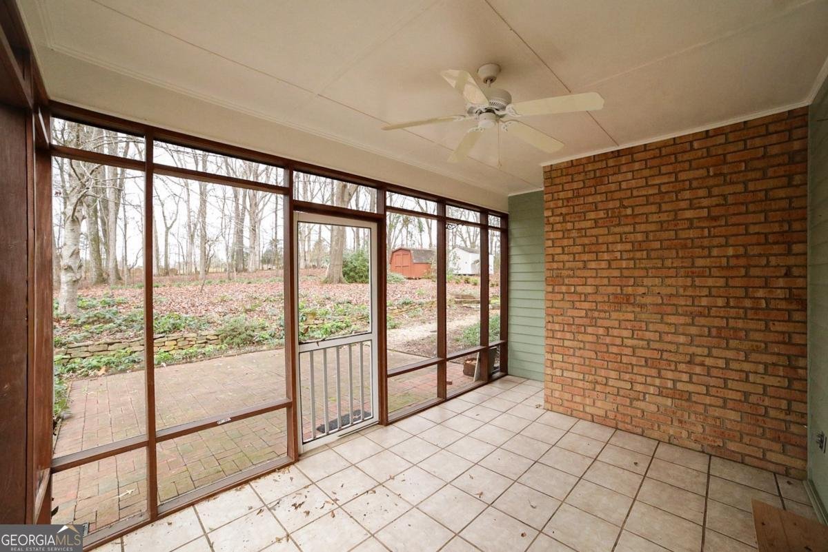 158 Lakeover Drive Athens - 30