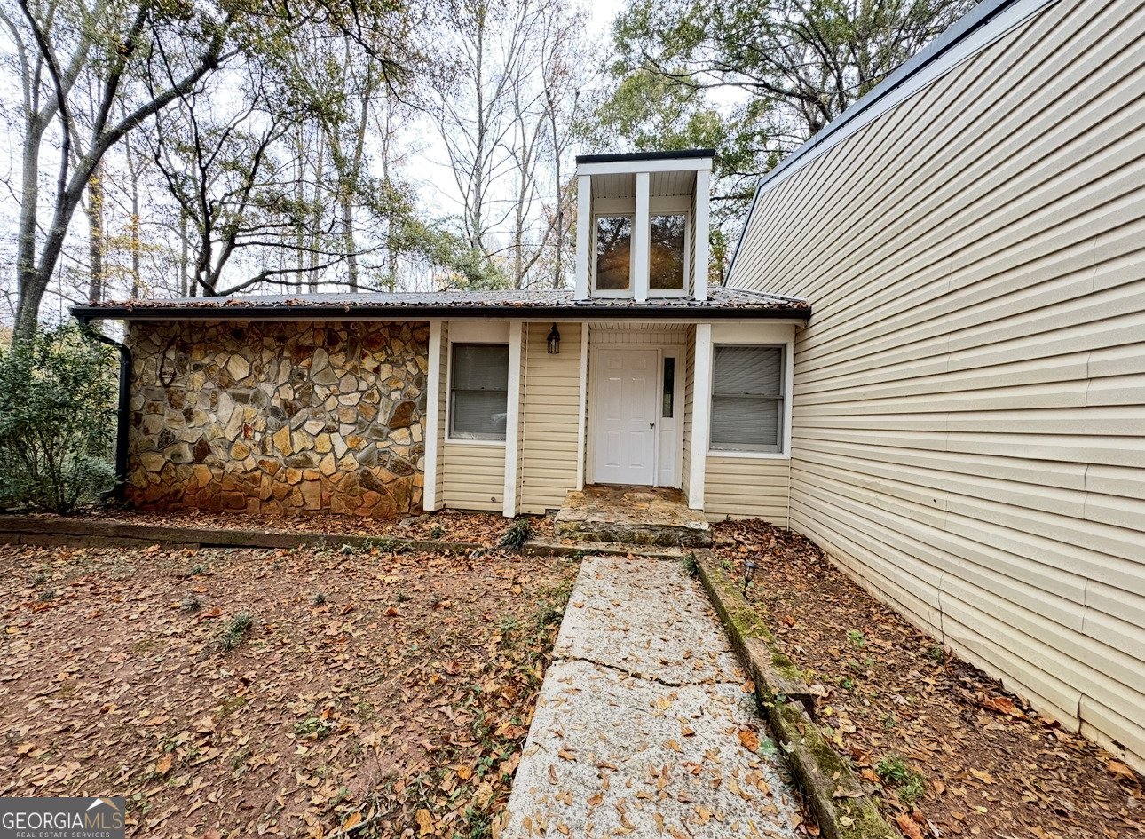 610 Ginger Circle Lagrange - 2