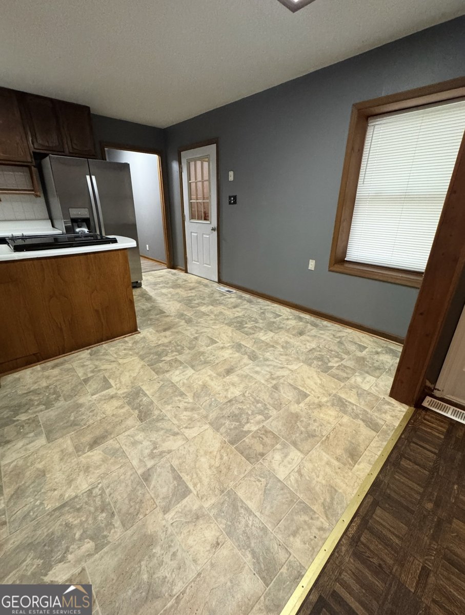 610 Ginger Circle Lagrange - 5