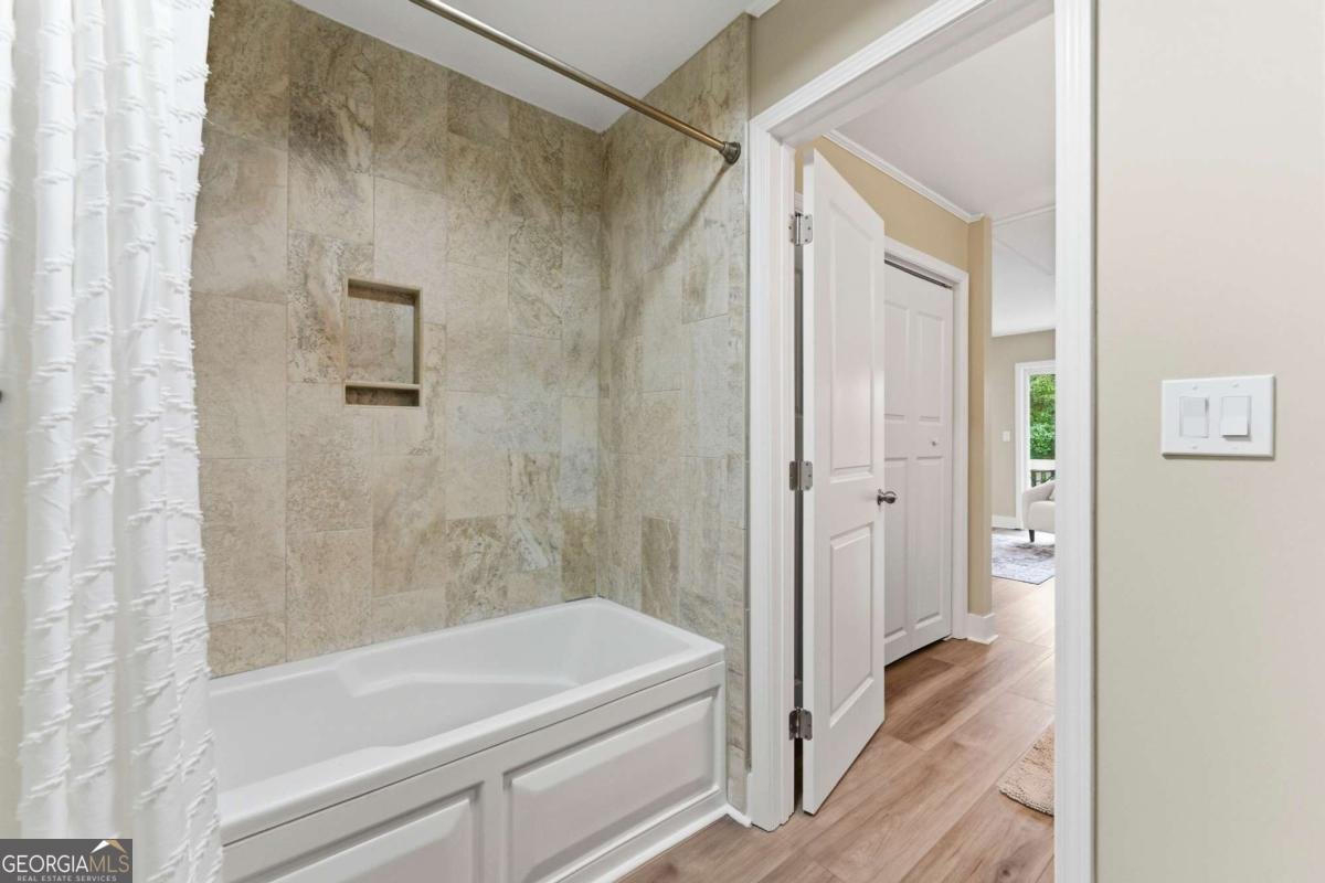 4082 Audubon Drive Marietta - 23