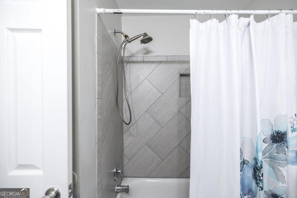 6437 Carey Drive Macon - 23