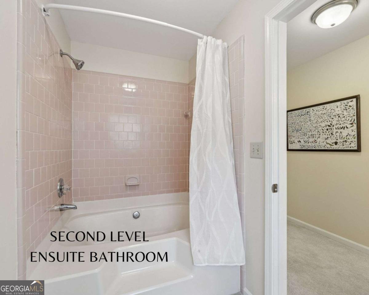 1090 Oakhaven Drive Roswell - 27