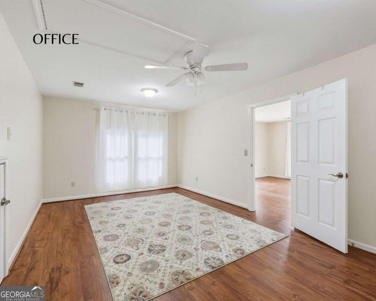 1090 Oakhaven Drive Roswell - 34