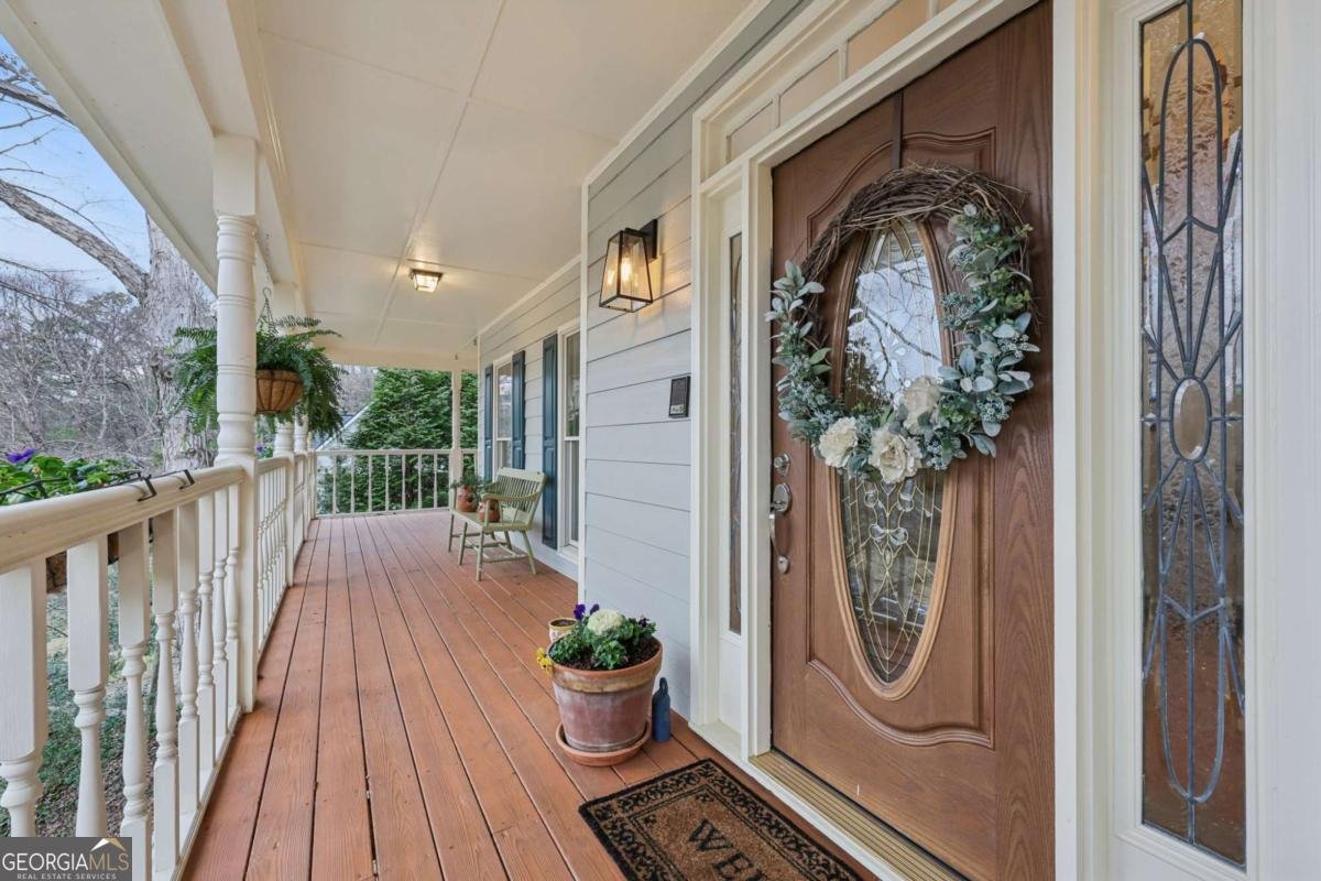 1090 Oakhaven Drive Roswell - 4