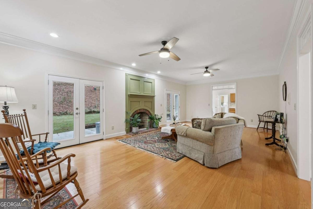 1090 Oakhaven Drive Roswell - 8