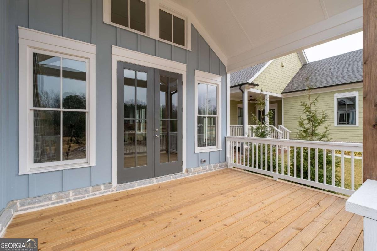 2031 Village Walk Milton - 34