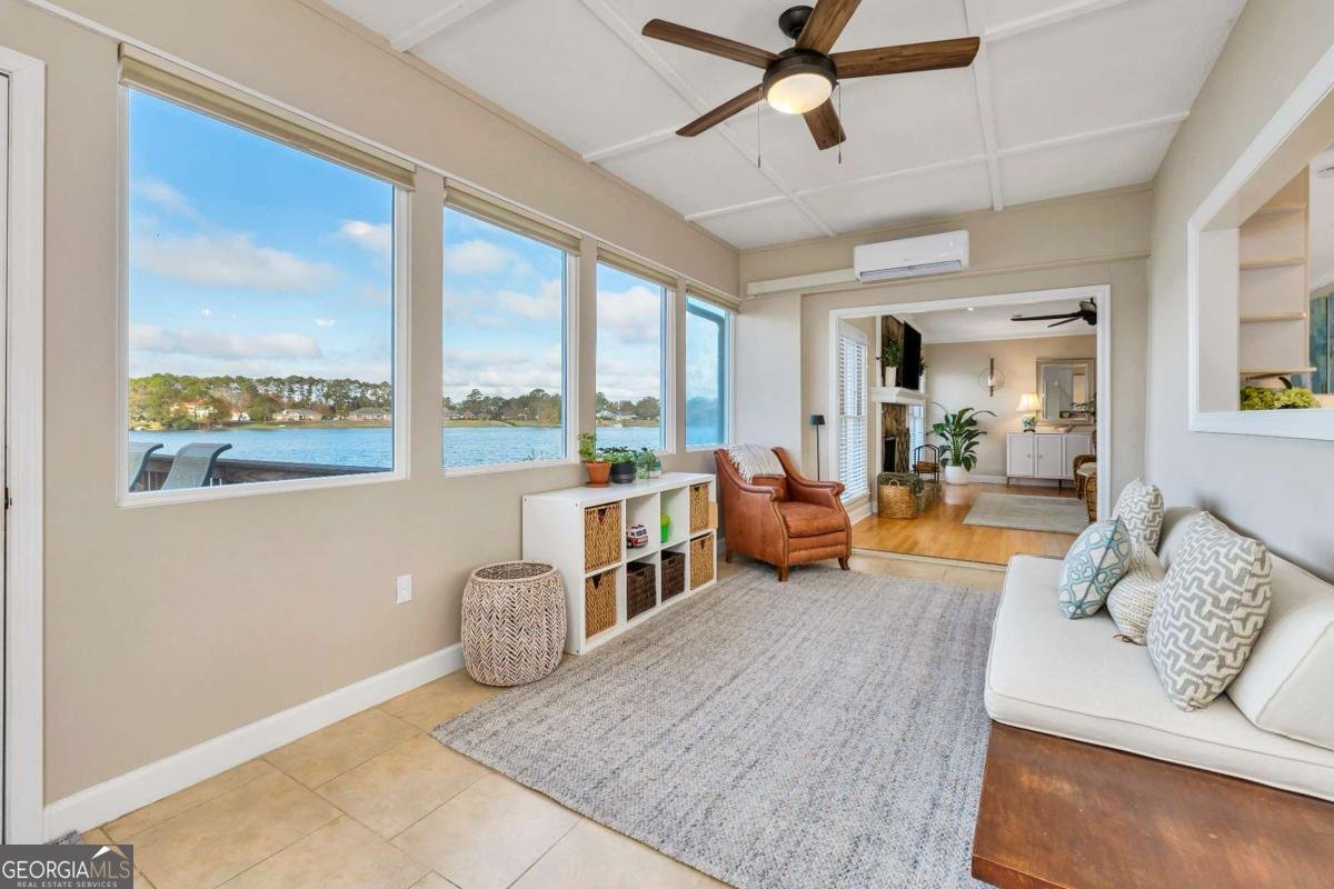 2115 Charing Brunswick - 17