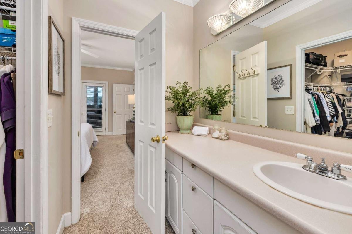 2115 Charing Brunswick - 23