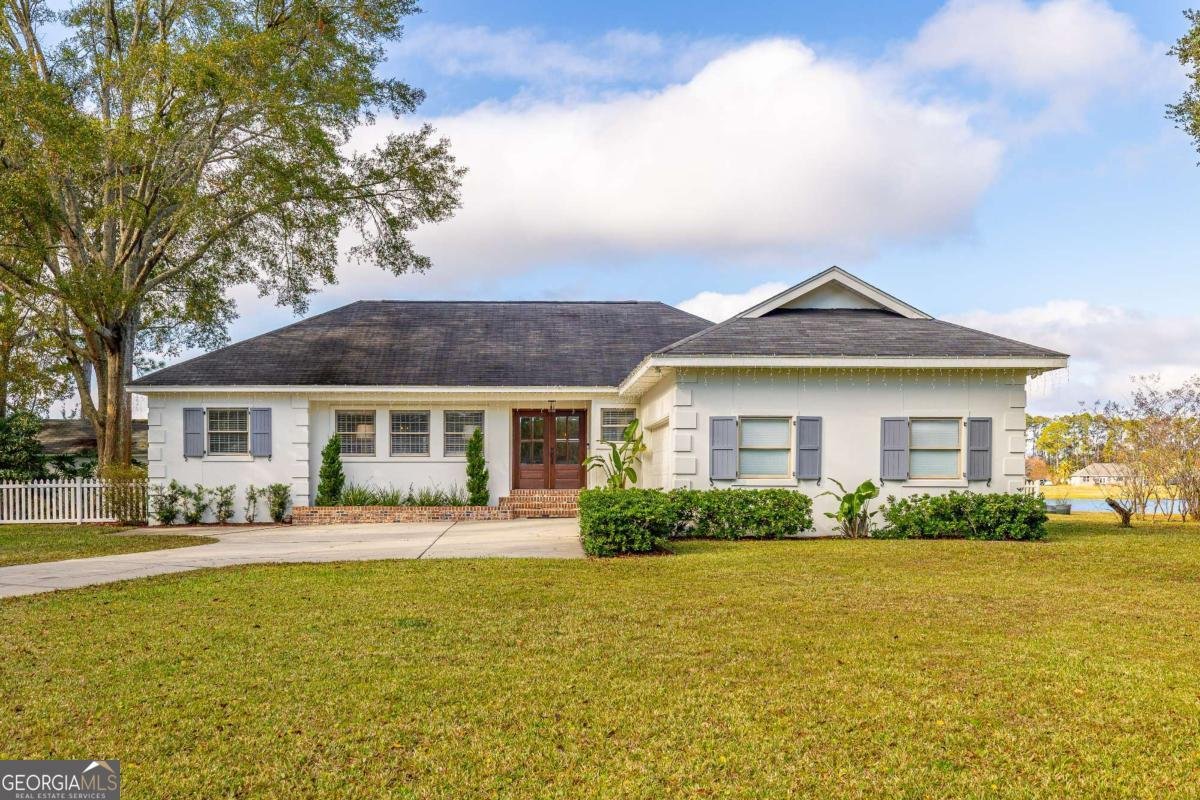 2115 Charing Brunswick - 36