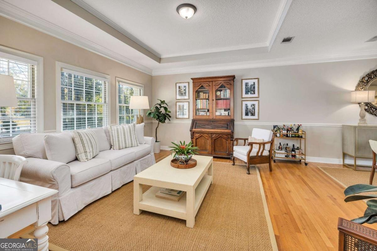 2115 Charing Brunswick - 4