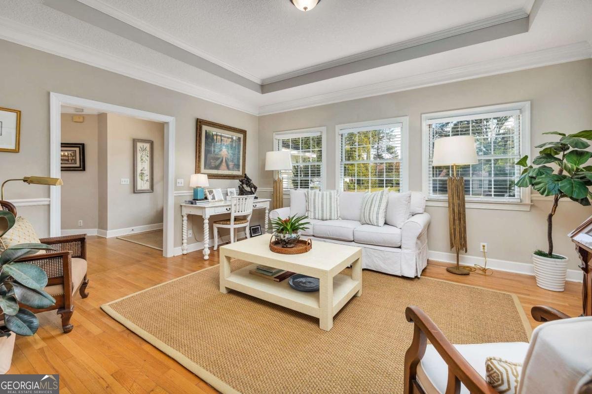 2115 Charing Brunswick - 5