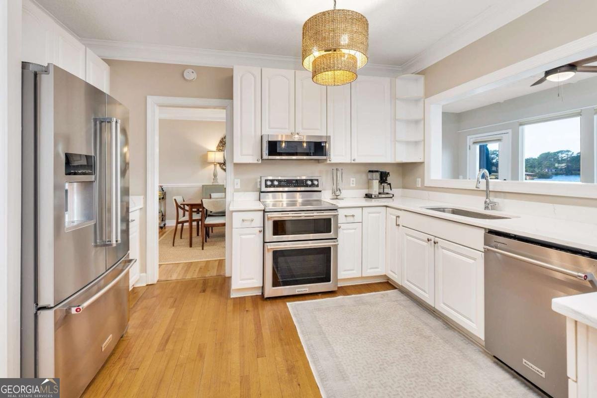 2115 Charing Brunswick - 8