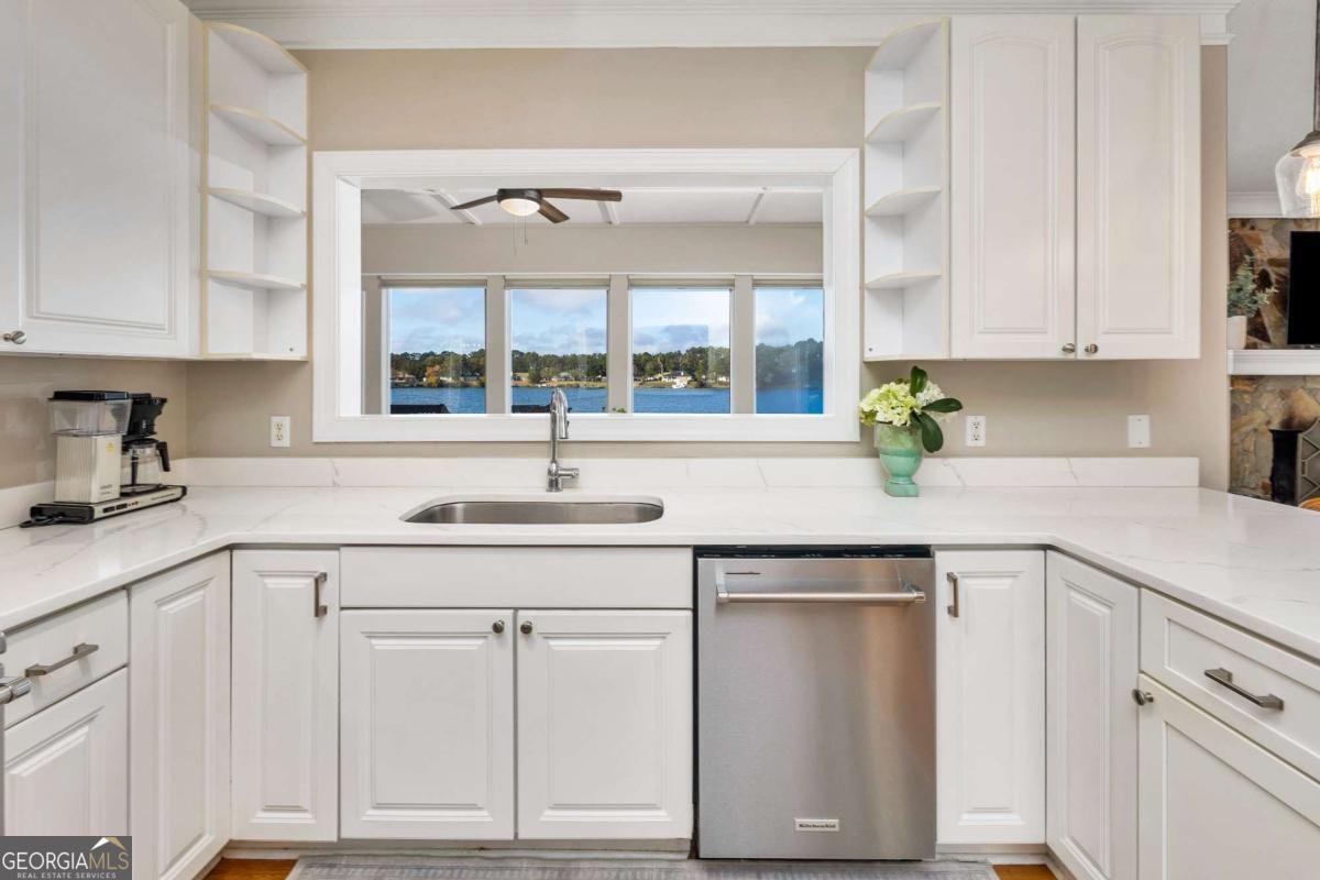 2115 Charing Brunswick - 9