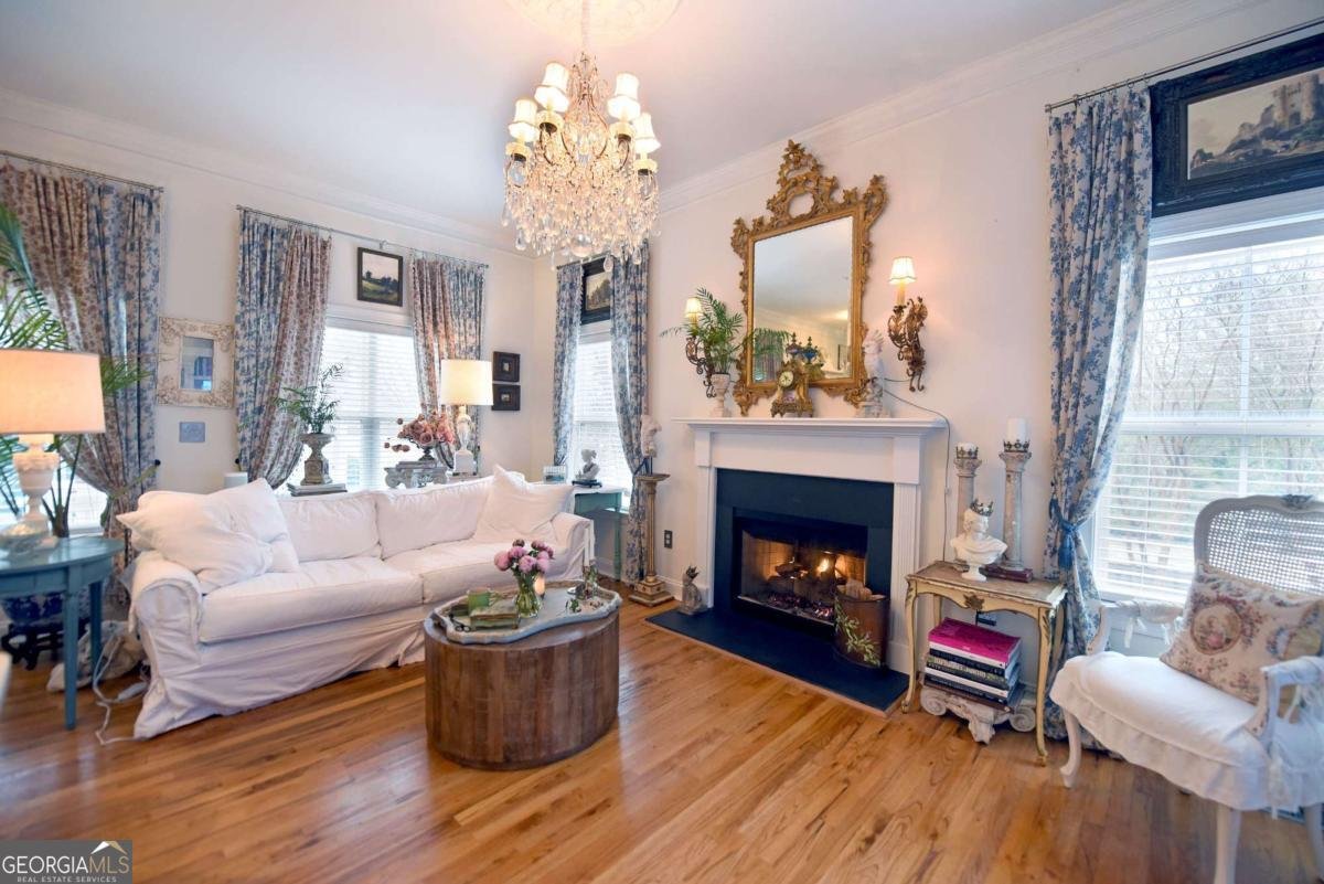 265 CARLYLE PARK Drive Atlanta - 16