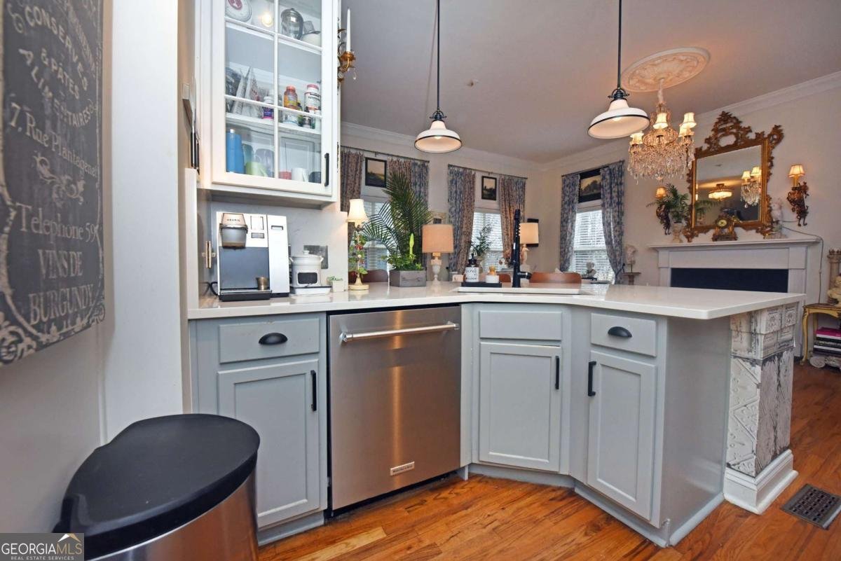 265 CARLYLE PARK Drive Atlanta - 22