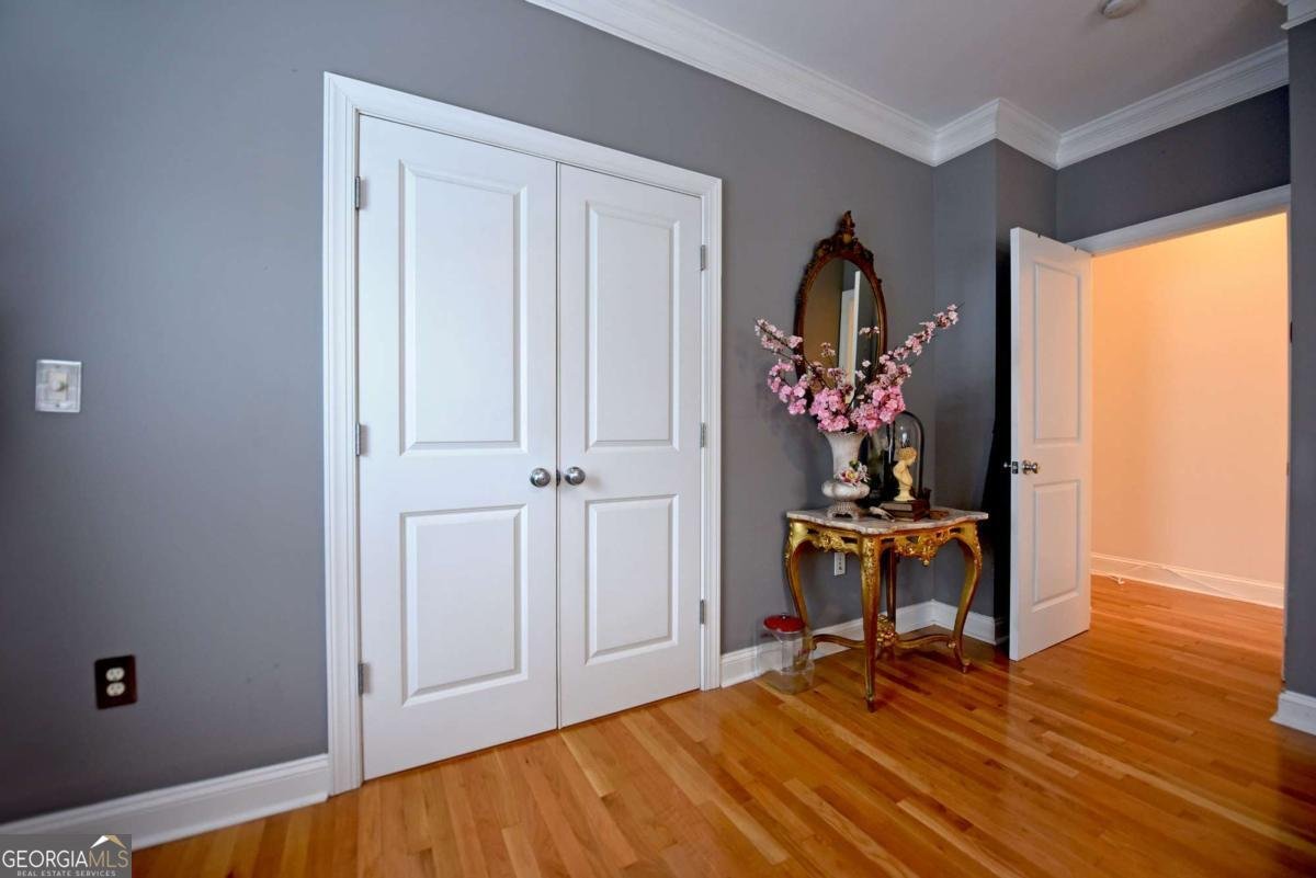 265 CARLYLE PARK Drive Atlanta - 33