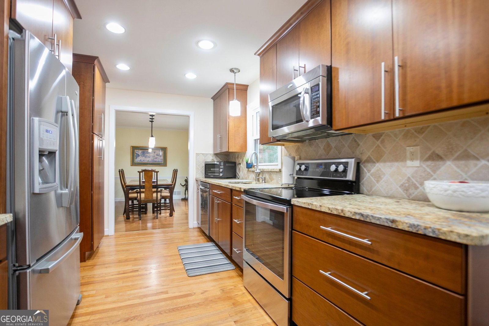 5037 HEATHERDALE Lane Atlanta - 12