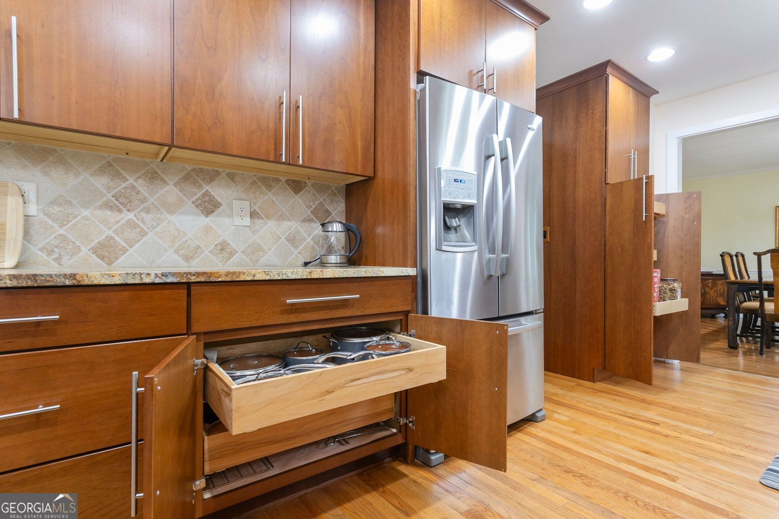 5037 HEATHERDALE Lane Atlanta - 14