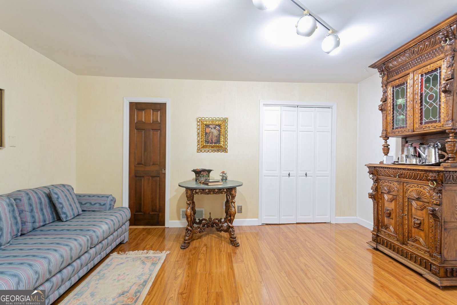 5037 HEATHERDALE Lane Atlanta - 24