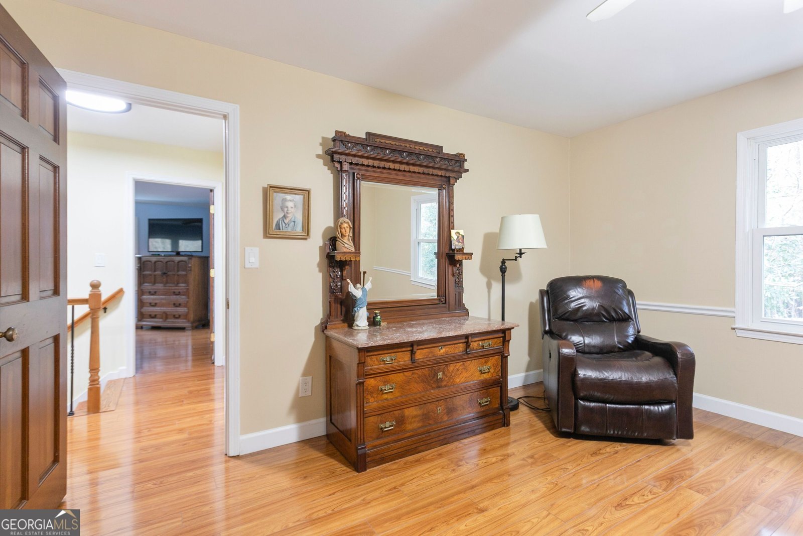 5037 HEATHERDALE Lane Atlanta - 26