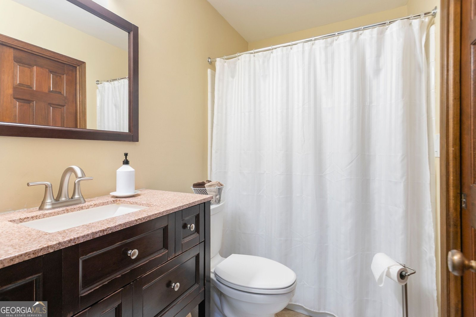 5037 HEATHERDALE Lane Atlanta - 27