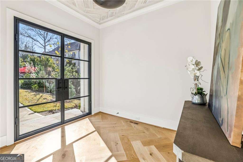 825 Kenry Court Atlanta - 3