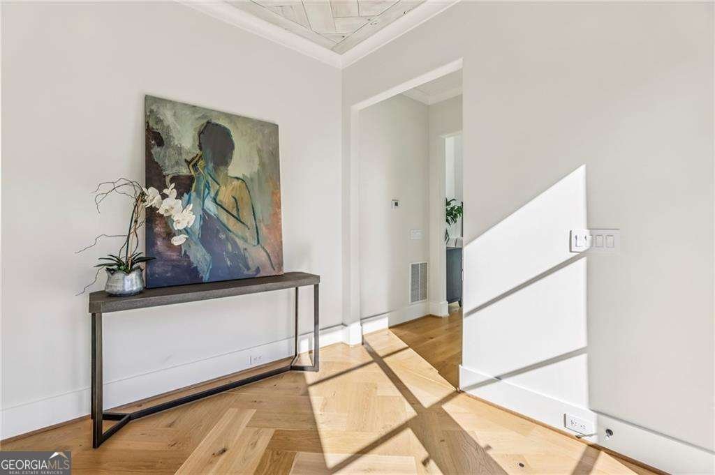 825 Kenry Court Atlanta - 4