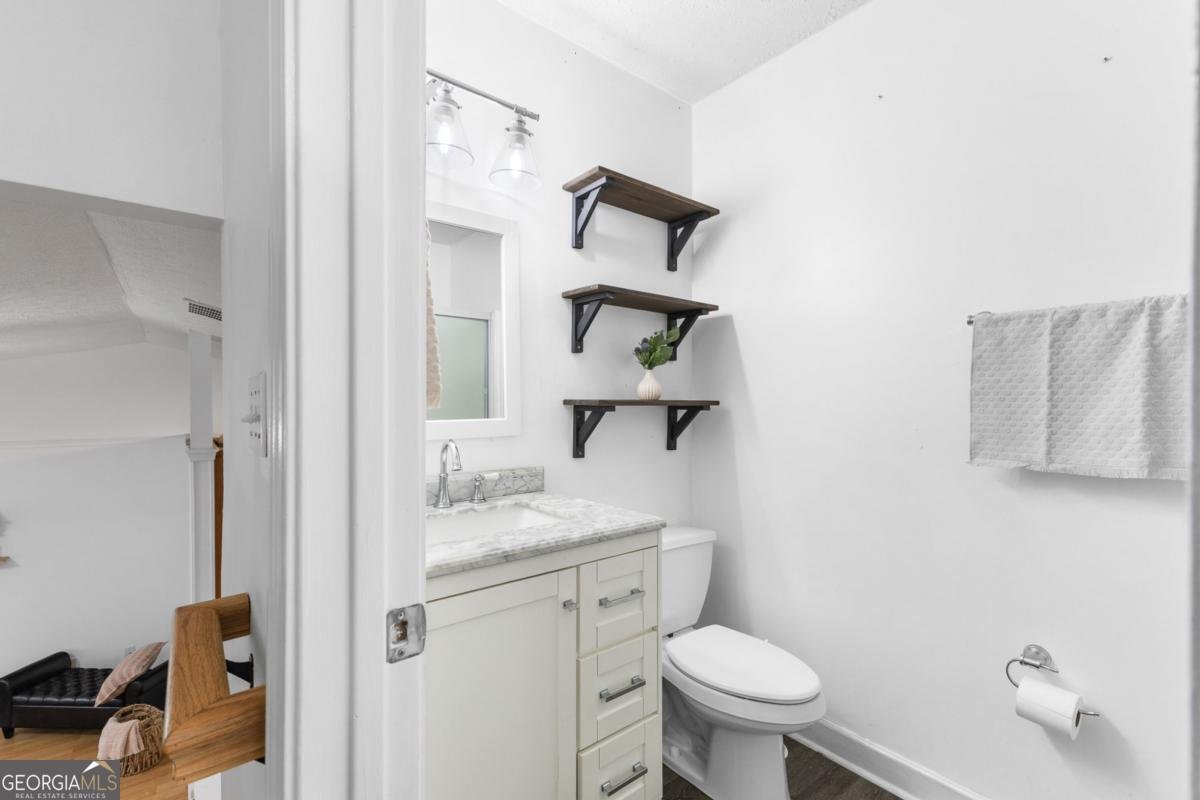 5318 Highpoint Road Flowery Branch - 11