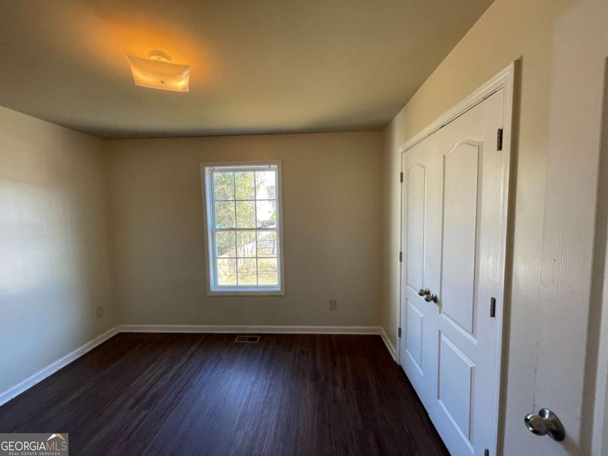 7510 Grayson Bridge Circle Douglasville - 11