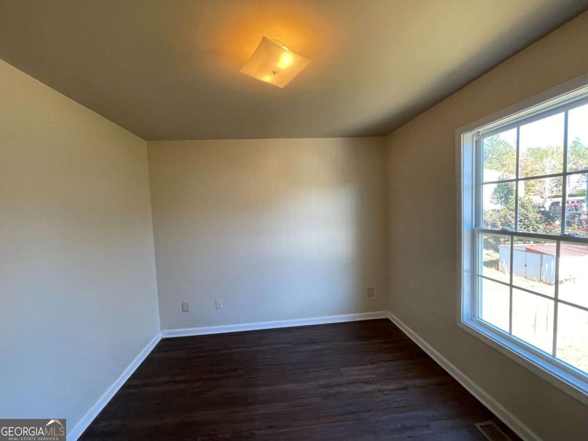 7510 Grayson Bridge Circle Douglasville - 12