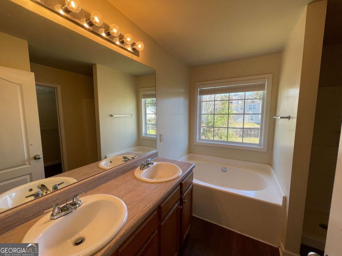 7510 Grayson Bridge Circle Douglasville - 16