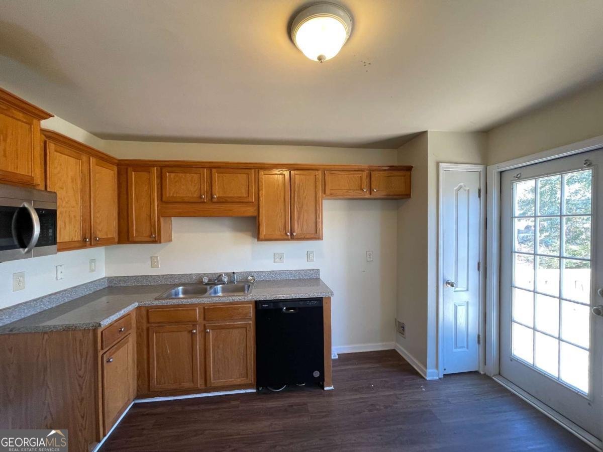 7510 Grayson Bridge Circle Douglasville - 7