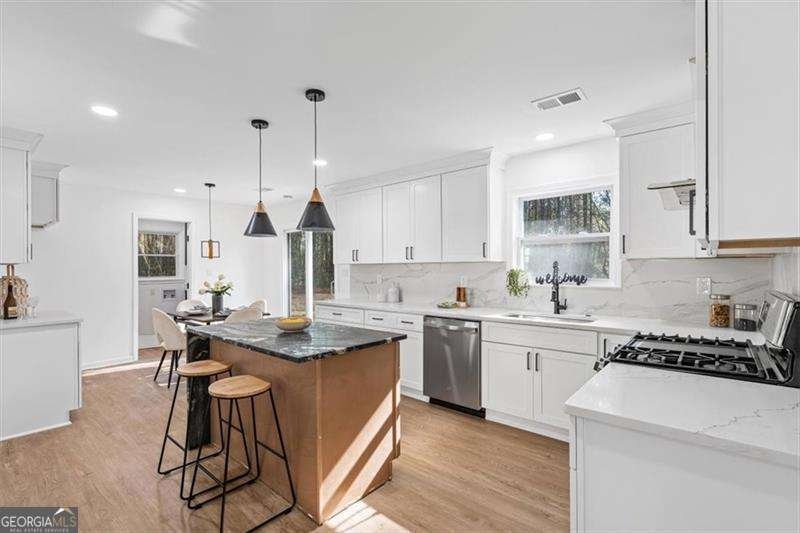 97 Cathie Drive Dallas - 9