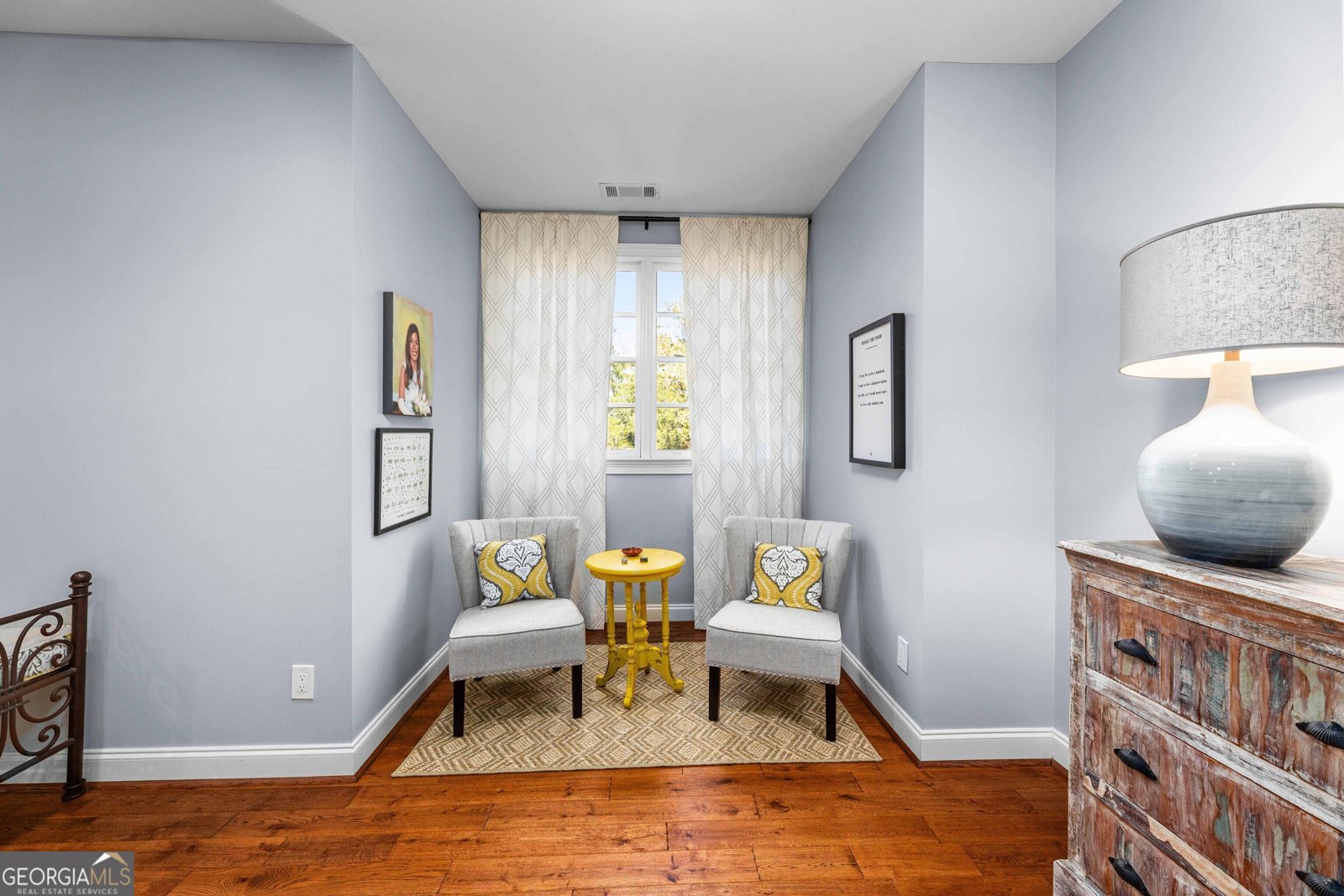 2000 Poplar Drive Columbus - 24