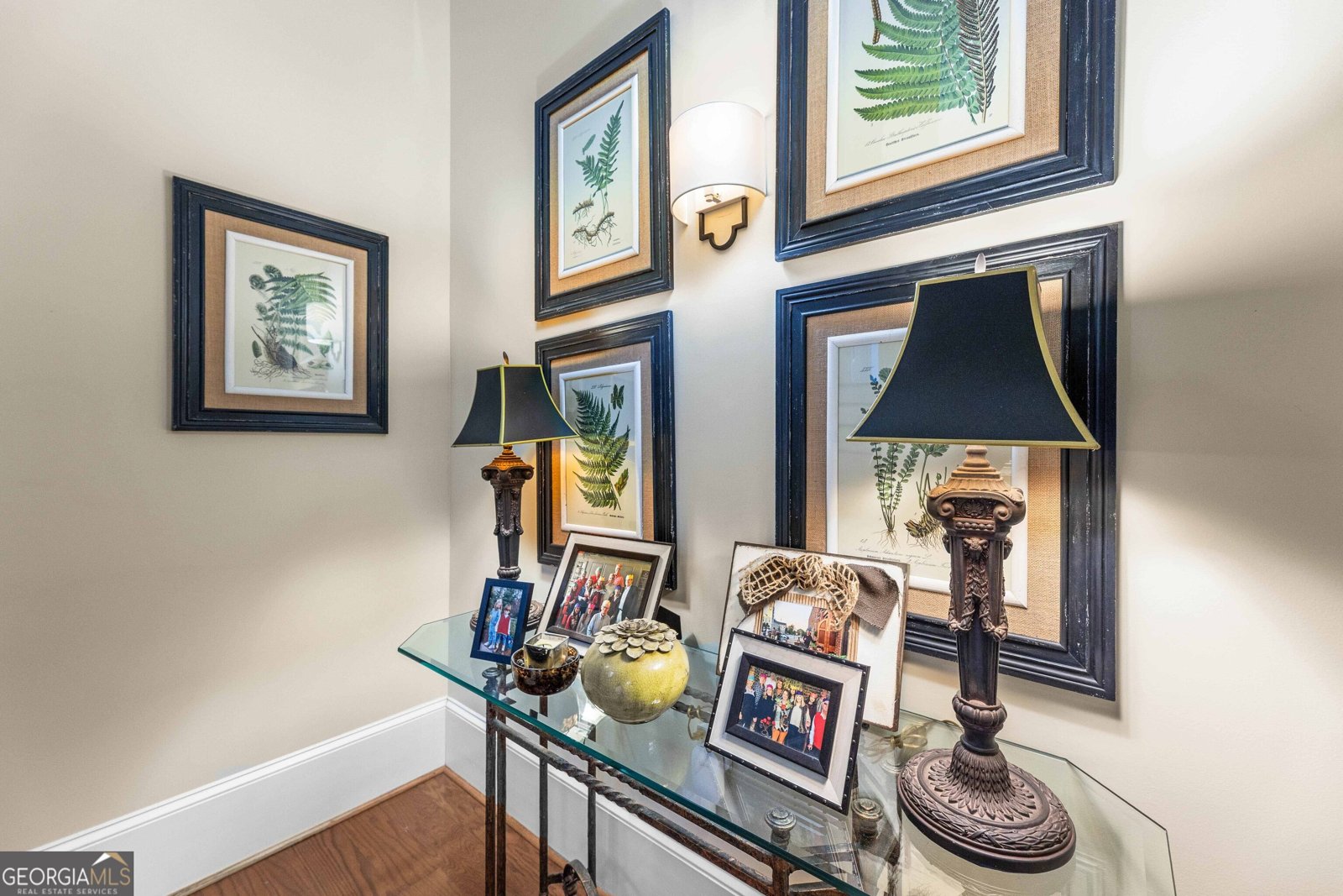 2000 Poplar Drive Columbus - 27