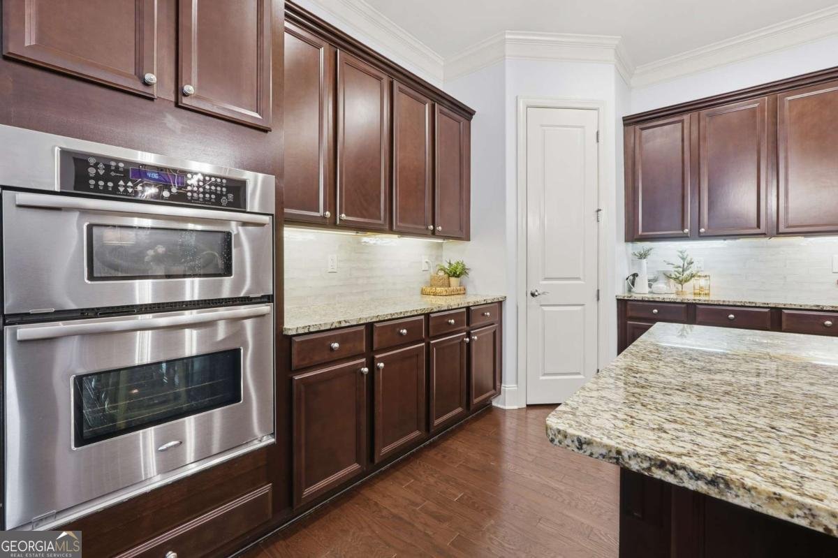 12506 Broadwell Road Milton - 12